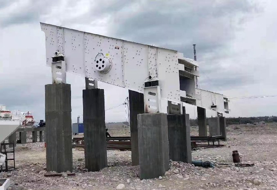 Линия по производству механического песка Xucheng в городе Цзюцзян, провинция Цзянси.