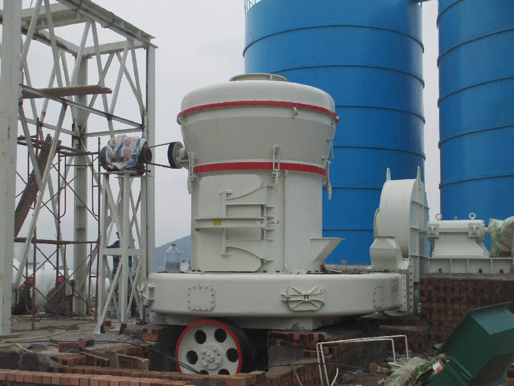 Клиенты из Хубэя приобрели европейскую версию мельницы Xucheng Machinery